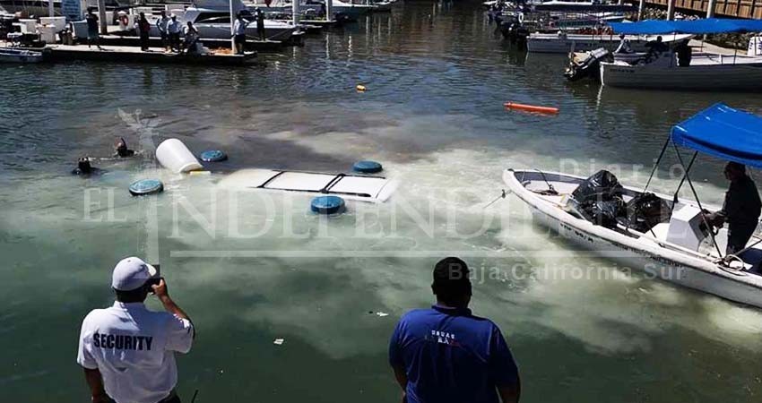Basura arrastrada por lluvias llega hasta el icónico arco de CSL