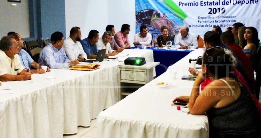 Sesionara jurado para elegir ganadores del PED