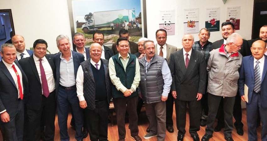 Acuerdan Diconsa y jubilados de la SNTE apertura de tiendas comunitarias