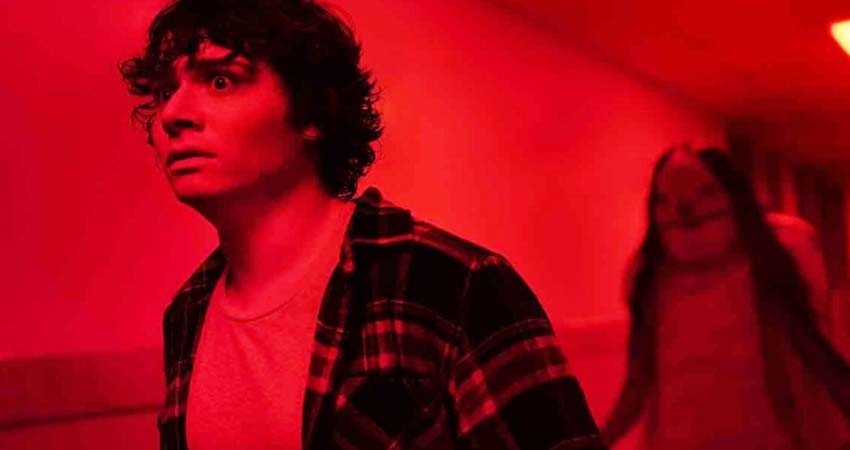 Del Toro festeja Halloween con sus Historias de miedo