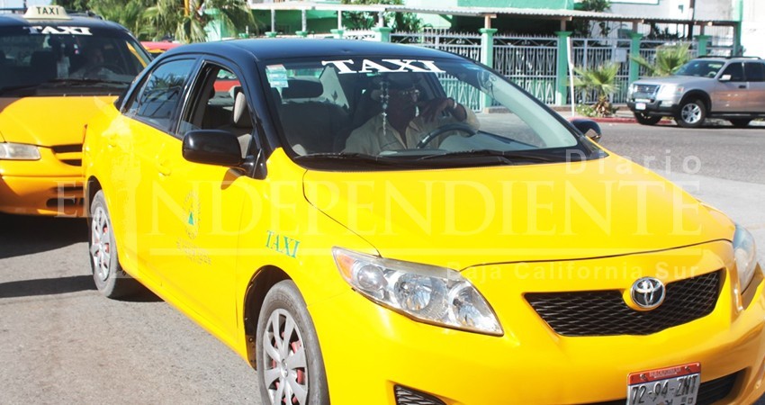 Taxistas piden financiamiento público para renovar parque vehicular en La Paz