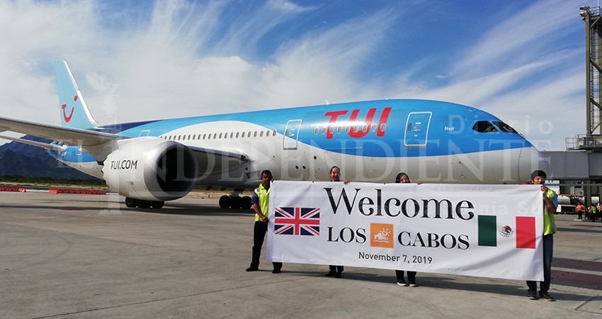 Falso que viajeros en vuelo de Londres sean para un solo hotel: AHLC