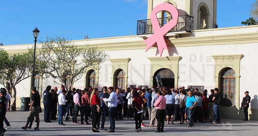 Mantiene Ayuntamiento cabeño más de 200 denuncias labores por resolver 