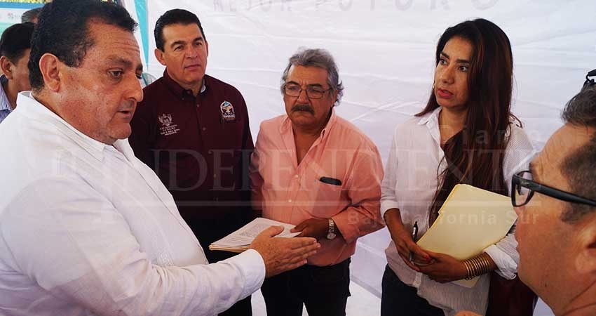 Ignoran autoridades a padres de familia de escuela “fumigada” con plaguicidas