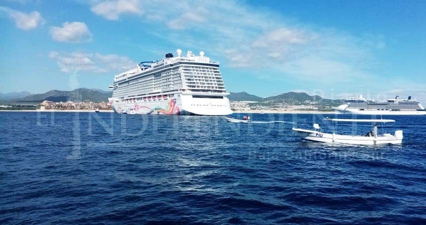7,300 visitantes llegaron a Cabo San Lucas en doble arribo de crucero 