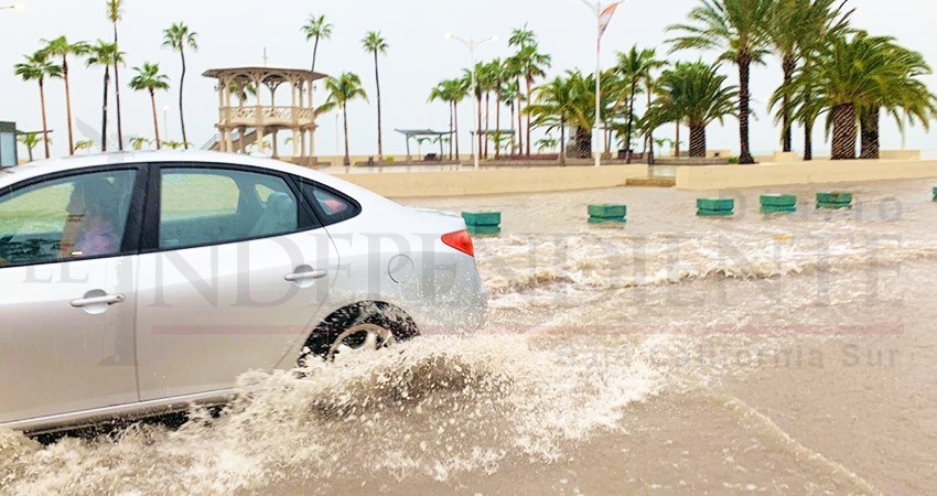Lluvias continuarán los próximos 3 días en BCS; de nuevo este jueves no hay clases