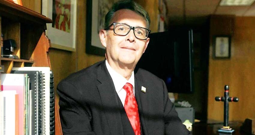 Se imponen rezagos; Alfonso Suárez del Real