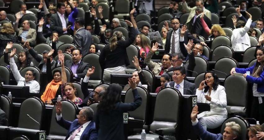 Revocación de mandato y consulta popular ya son ley
