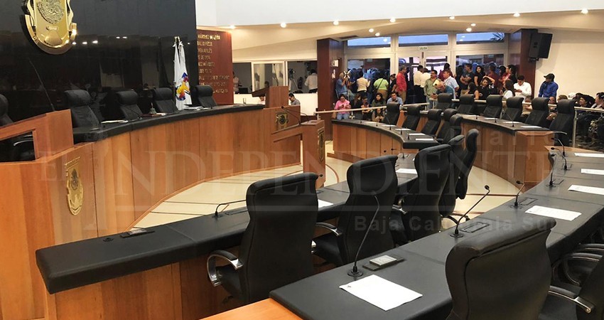 Suspende Acción Nacional sesión de Congreso BCS durante propuesta de movilidad de Morena