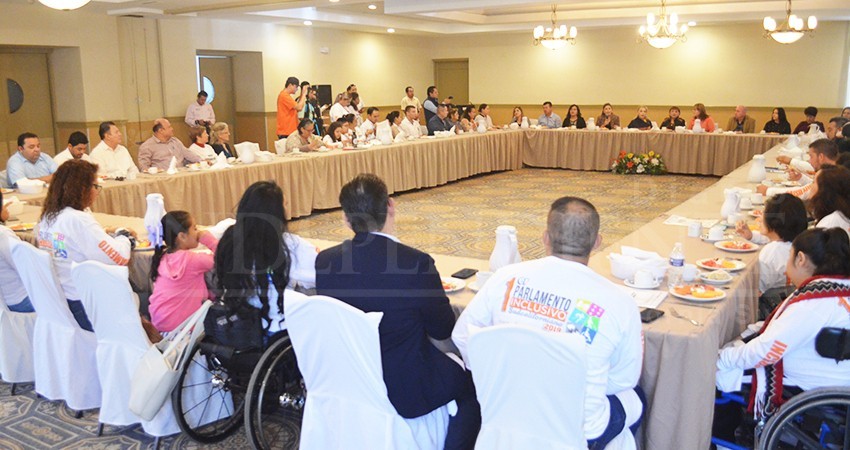 Reclama sector con discapacidad de BCS ciudades con accesibilidad
