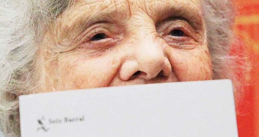 Elena Poniatowska eliminó prejuicios de clase por su hijo