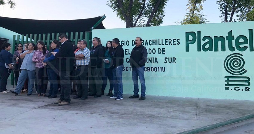Personal docente y administrativo del Cobach entró en paro laboral en BCS