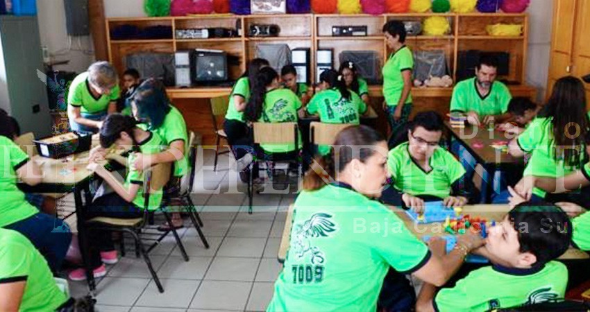 Crece población con discapacidad en escuelas de El Vizcaíno