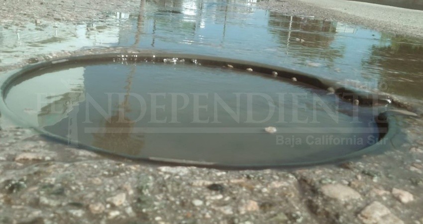 Casi por concluir el año y el problema de aguas negras en el centro de SJC no fue solucionado