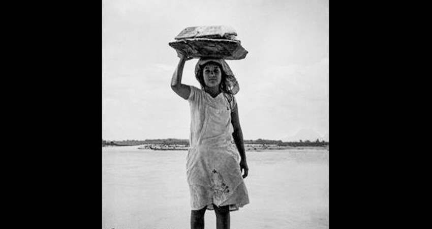 Exposición revela a Fermín Revueltas como un fotógrafo de vanguardia