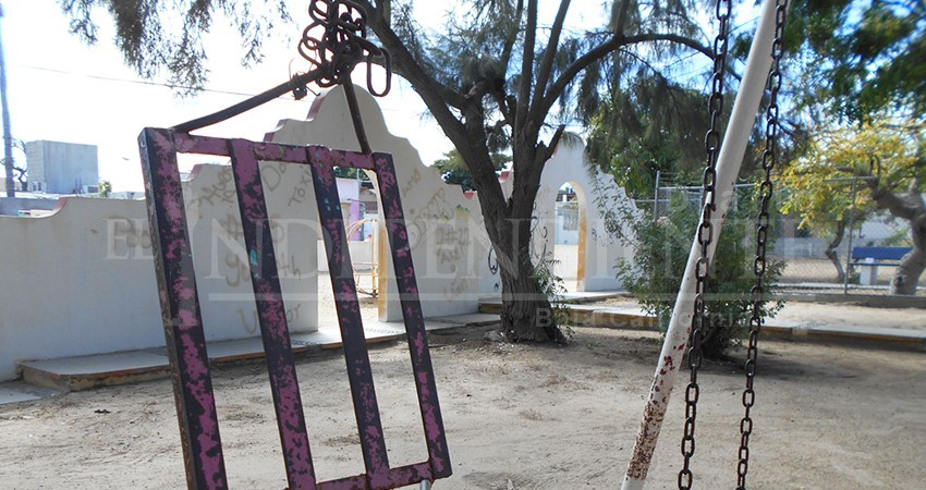 Parque de Santa Rosa Fundador tiene más de 12 años sin recibir una “manita de gato” 