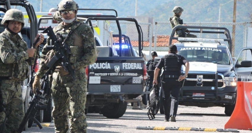 Realizan operativo sorpresa en el cereso de SJC