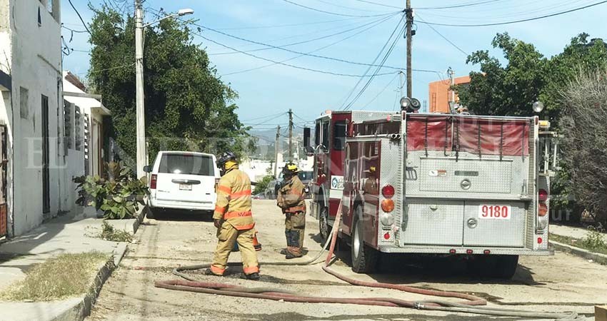 Explosión de gas cimbra a colonia de Cabo San Lucas
