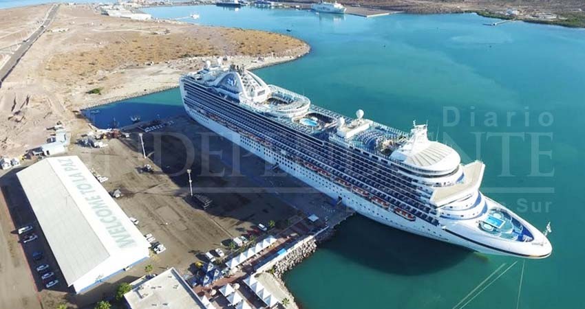 Cae arribo de pasajeros de cruceros en La Paz