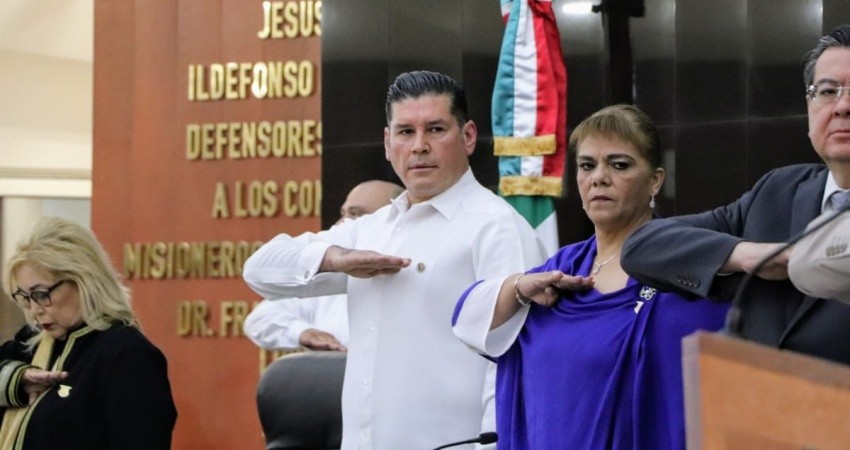 Conmemoran poderes públicos 45 años de ser BCS un estado libre y soberano