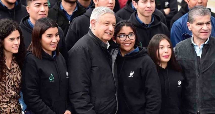 López Obrador recomendará a graduados de Jóvenes Construyendo el Futuro