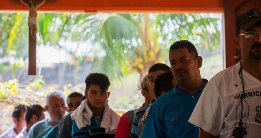 Se reúnen INM y Conapred con ONGs en apoyo a los migrantes