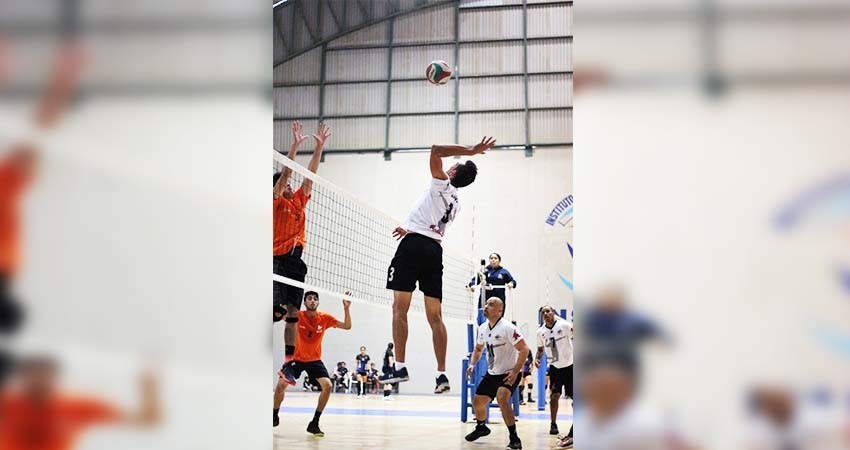 Son Ricky Pool y Kabuneros campeón de campeones en voleibol