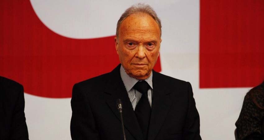 Peña compró un avión exclusivo para la PGR valuado en 19 mdd: Gertz