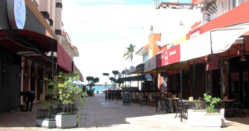 Inconformes CANACOPE y empresarios de bares por Ley hacendaria La Paz propuesta por el alcalde