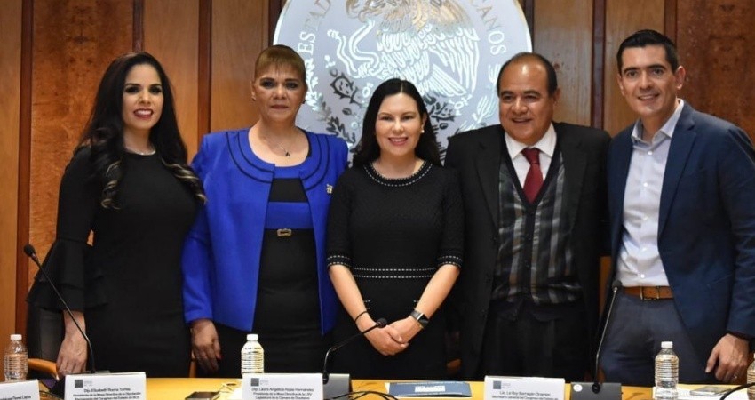 Celebran convenio Congreso de BCS y Cámara de Diputados