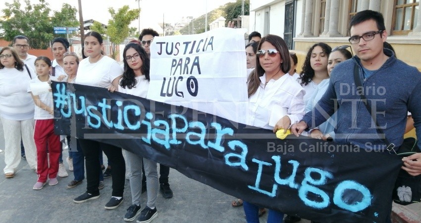 “A mi hijo lo maltrataron, lo golpearon hasta matarlo”: madre del fotógrafo asesinado