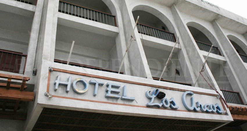 Poder Judicial ha retrasado remate del Hotel Los Arcos, acusan trabajadores