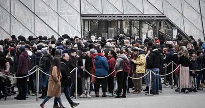 Cunde en museos de Europa el nerviosismo por el Covid-19