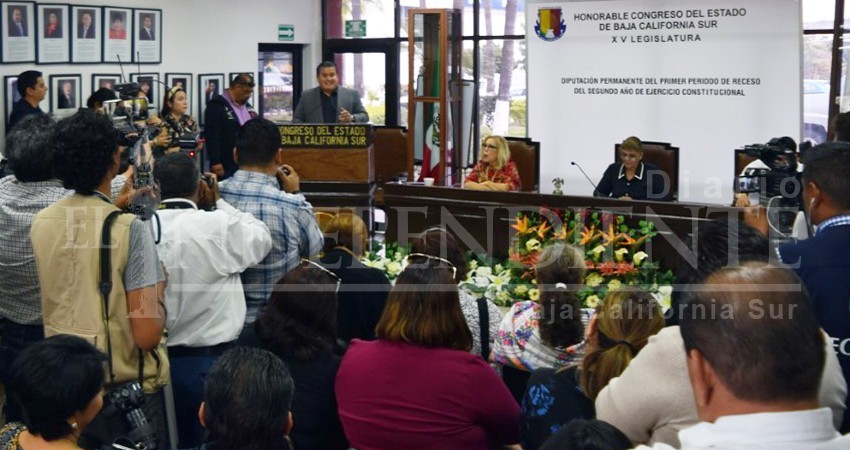 Entre gritos y descalificativos sesionan en el Congreso BCS