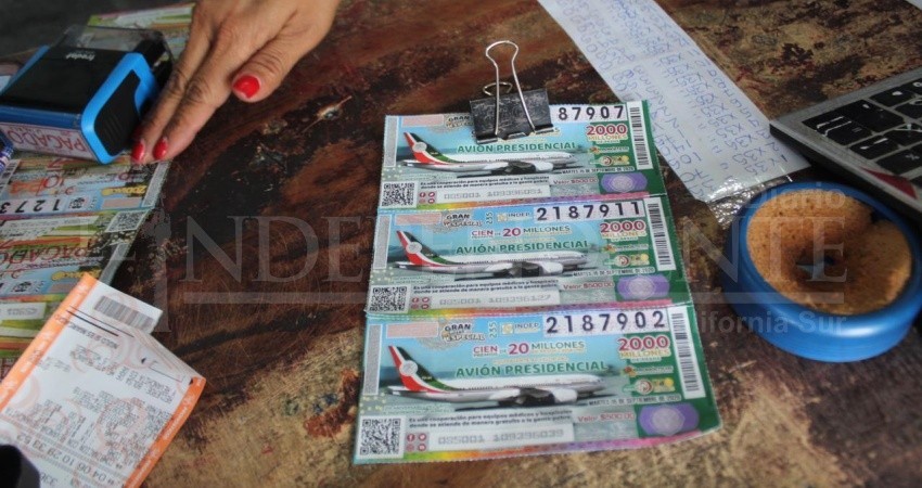 ¡Están volando! Quedan pocos cachitos en La Paz para la rifa del avión presidencial