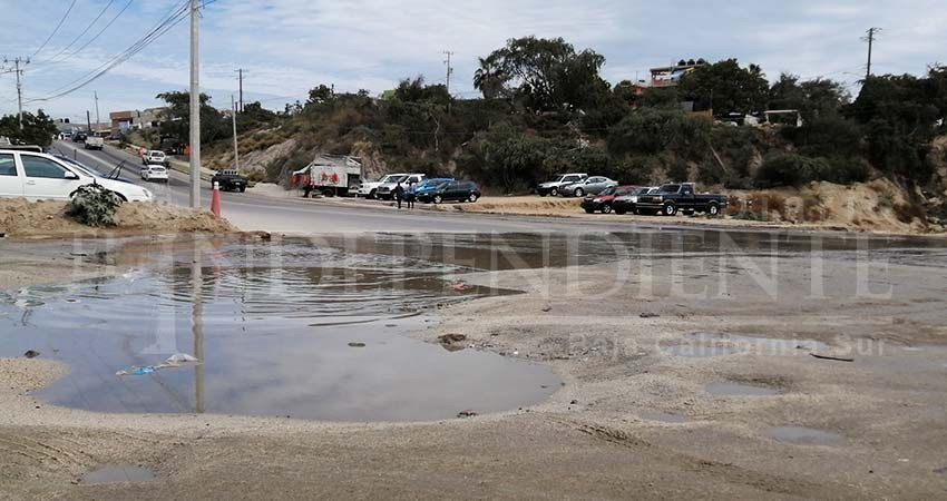 Una, dos, y hasta tres semanas de espera para atender una fuga de agua o derrame de drenaje en CSL