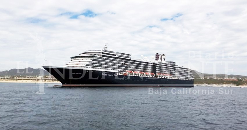 Arribo histórico de crucero a Los Cabos como ayuda humanitaria por coronavirus