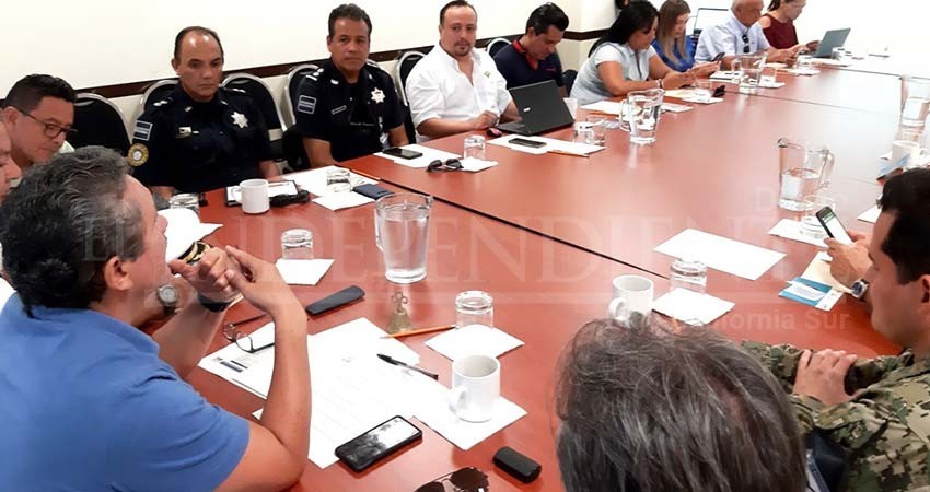 Empresarios piden a gobierno federal medidas fiscales y turísticas que minimicen el impacto económico por COVID-19