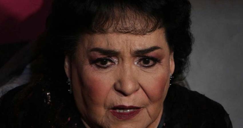 Embajada de China pide a Carmen Salinas que se disculpe