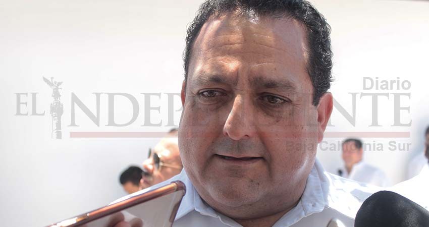 Dos gobernadores dan positivo a COVID-19; Carlos Mendoza envía "ánimos"