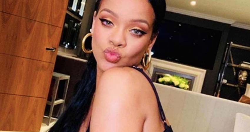 Rihanna confiesa que ha estado viviendo en México