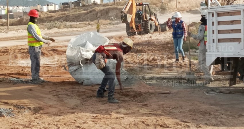 Vecinos de Lomas del Valle preocupados por tomas clandestinas de agua para nuevo fraccionamiento en CSL
