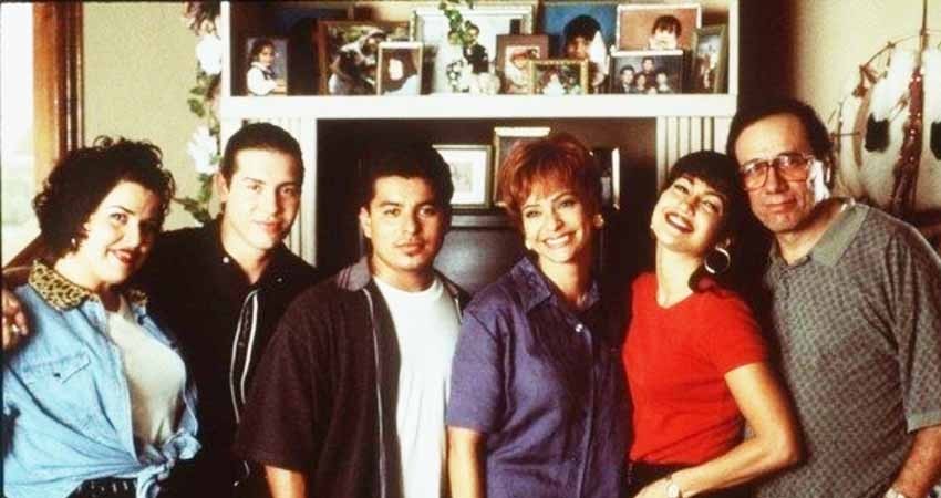 Así lucen los personajes a más 20 años de la película de Selena
