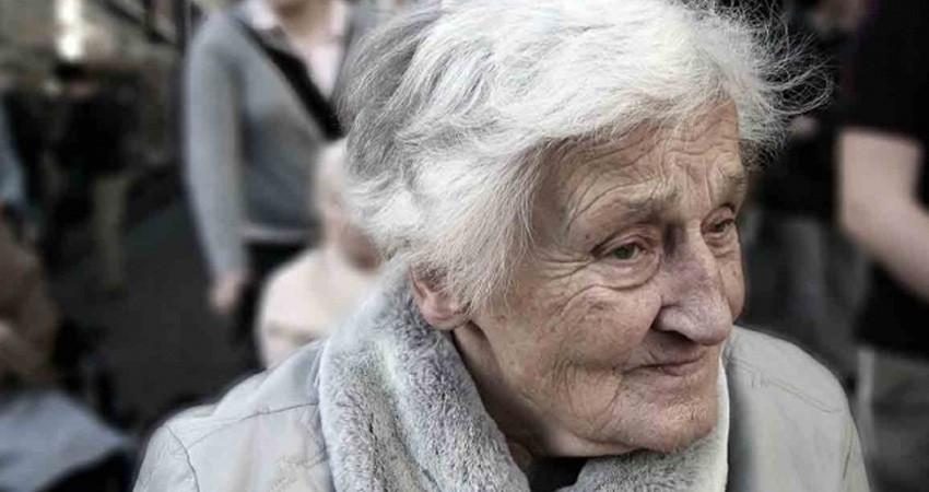 Abuelita de 100 años sobrevive al coronavirus en España