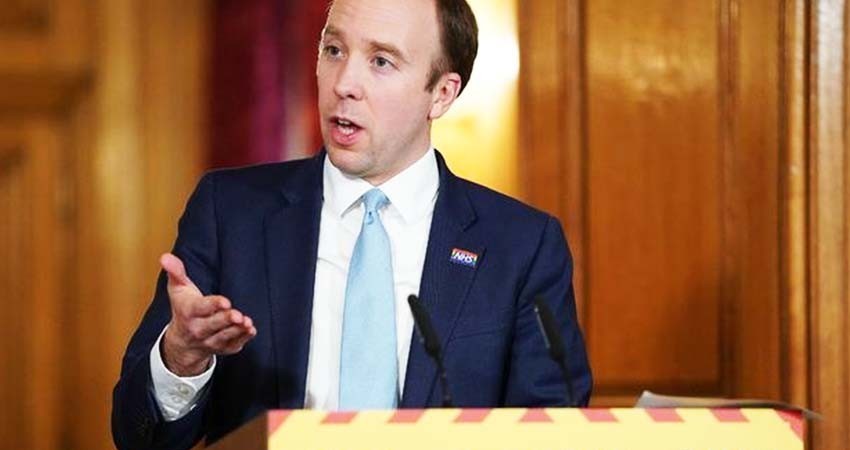 Gobierno de GB pide a futbolistas de Premier League bajarse el sueldo