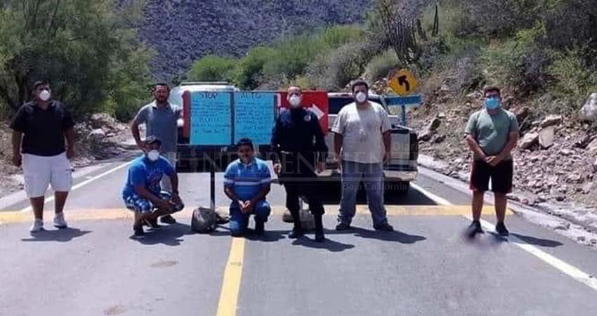 Comunidades de BCS instalan filtros sanitarios durante Semana Santa