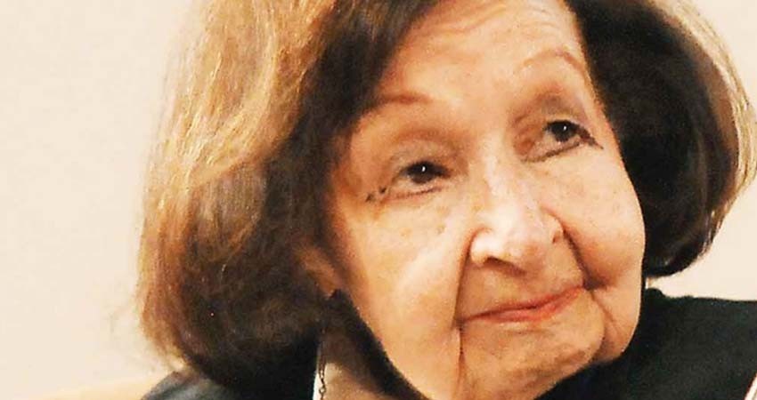 Amparo Dávila; destejen los relatos de la musa oscura