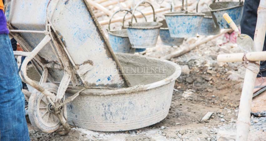 Concluyó el programa “Regresa a casa” que envió a 500 trabajadores de la construcción a sus hogares