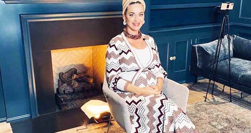 Vestida de Mamá Dumbo Katy Perry celebra el Día de las Madres