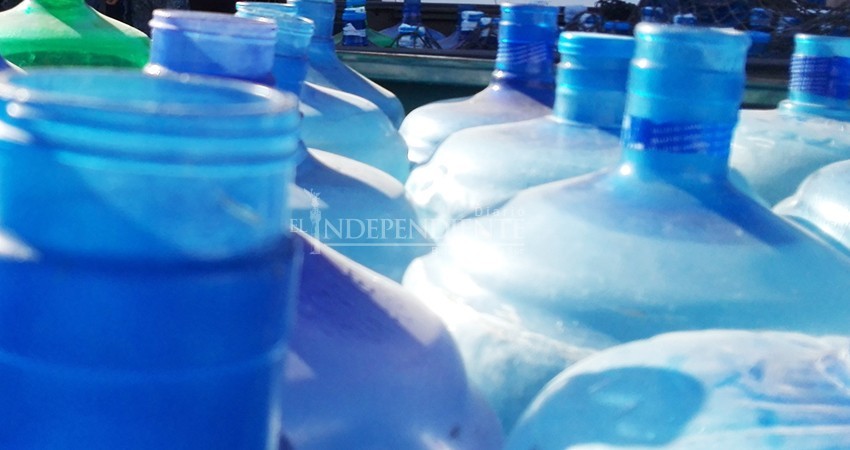 Pide COEPRIS a ciudadanos reportar purificadoras de agua que incumplan medidas de salud 